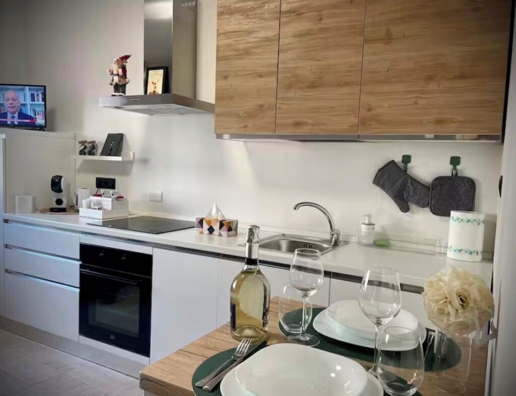 Kühlschrank, Ofen, Herdplatte, Geschirrspüler