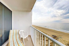 Property grounds - Incredible & Well-Located Oceanfront Condo w/Private Balcony & Shared Pool (Ocean City)