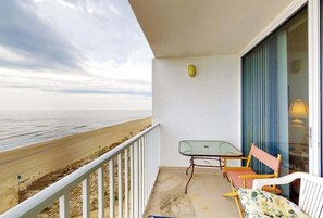 Property grounds - Incredible & Well-Located Oceanfront Condo w/Private Balcony & Shared Pool (Ocean City)