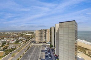 Exterior - Sunny condo with balcony, W/D, pools, tennis & AC (Ocean City)