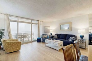 TV, offices - Up-to-Date, Oceanfront Condo with Balcony, AC, WiFi, Laundry & Shared Pool (Ocean City)