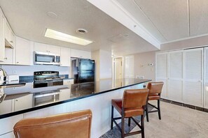 Fridge, microwave, oven, stovetop - Waterfront Family-Friendly Condo w/Private Balcony, A/C, Shared Outdoor Pool (Ocean City)