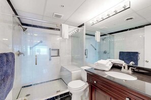 Shower, towels - Waterfront Family-Friendly Condo w/Private Balcony, A/C, Shared Outdoor Pool (Ocean City)