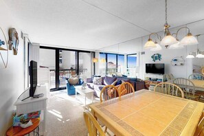 Tv, dvd-spelare och kontor