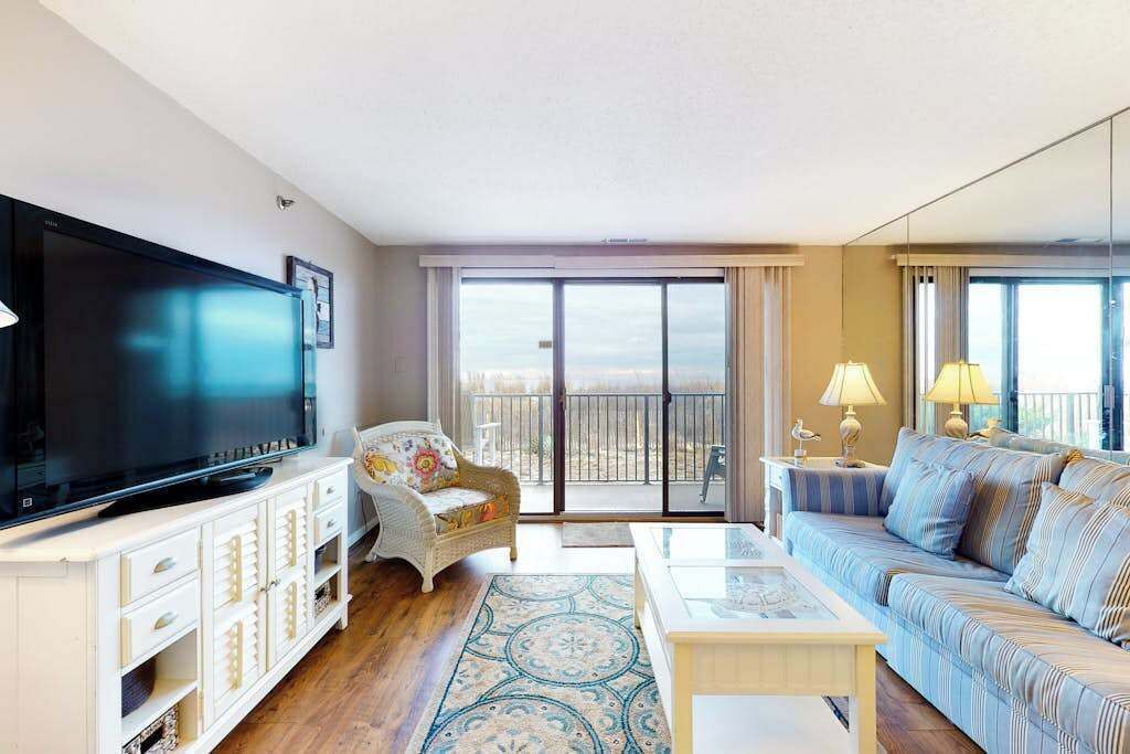 TV, DVD player, offices