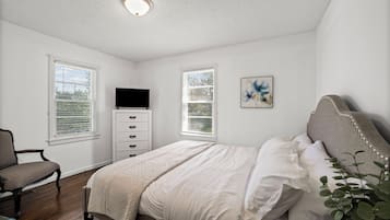 2 Schlafzimmer, Bügeleisen/Bügelbrett, kostenloses WLAN, Bettwäsche