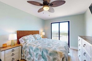 3 bedrooms, WiFi, bed sheets - Oceanfront Condo with Balconies, Ocean/Bay Views, WiFi & Shared Pools/Hot Tub (Ocean City)