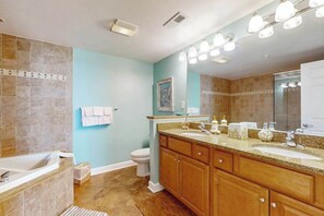 Shower, towels - Beachfront Gem- Ocean-Facing Balcony, Rooftop Pool and free WIFI (Ocean City)