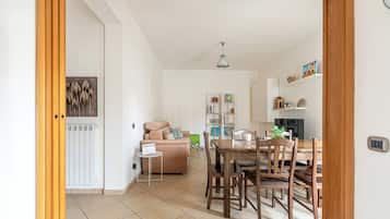 Apartamento, 3 quartos, sacada | Parte interna