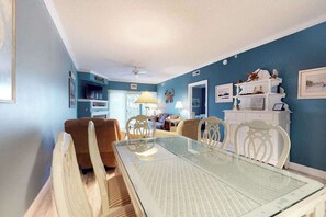 Dining - Bayside Condo with Large Balcony, Sunset Views, Gas Fireplace & Shared Pool (Ocean City)