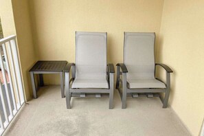 Terrace/patio - Bayside Condo with Large Balcony, Sunset Views, Gas Fireplace & Shared Pool (Ocean City)