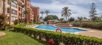 Isla Canela Apartment with Shared Pool, Wi-Fi, and Air Conditioning