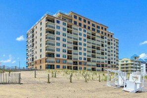 Exterior - Oceanfront gem with views, pool & tennis on-site, private balcony & washer/dryer (Ocean City)