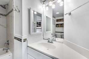 Shower, towels - Oceanfront condo with two balconies, amazing views, WiFi, AC, & shared pool (Ocean City)