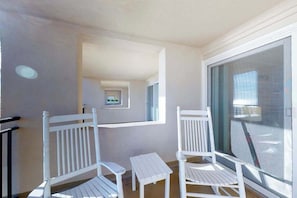 Terrace/patio - Polynesian 309 (Ocean City)
