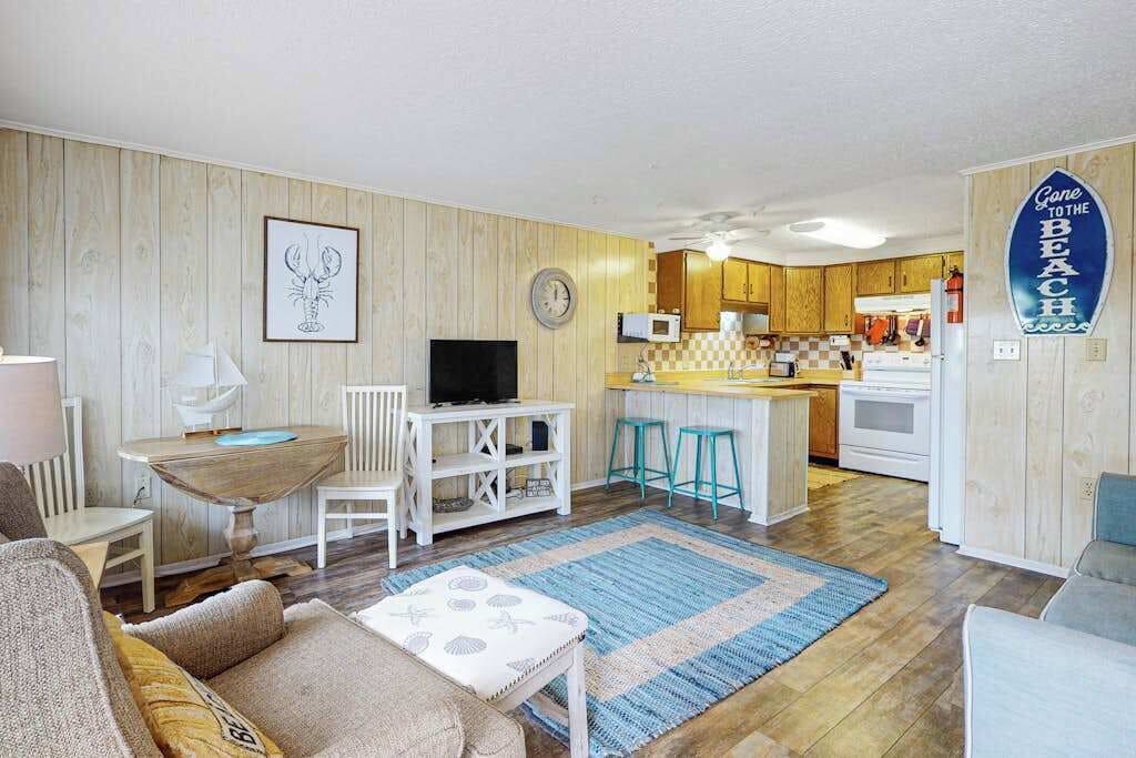 TV, DVD player, offices