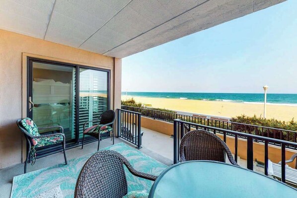 Terrace/patio - Beachfront Condo w/Private Balcony, Beach Views, Washer/Dryer, Central A/C (Ocean City)