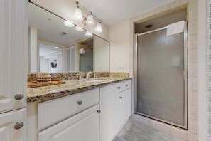 Shower, hair dryer, towels - Comfy and Convenient Vacation Home in Bayfront Building w/Shared Pool, Free WiFi (Ocean City)