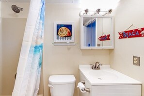 Shower, hair dryer, towels - Canal-Front Condo w/ Water Views, Balcony, WiFi, AC, Laundry & Shared Pool (Ocean City)