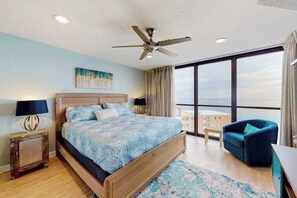 2 bedrooms, Internet, bed sheets - Updated waterfront condo with balcony, pools, game room, sauna & gym (Ocean City)