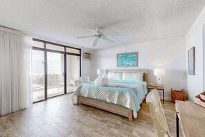 WiFi, bed sheets - Exquisite beachfront condo with pool & beach views & balcony (Ocean City)