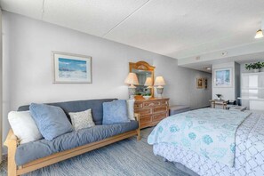 Interior - Affordable studio with great beach views, pools & grills (Ocean City)