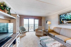 TV, DVD player, offices - Comfy Suite Featuring Balcony with Ocean Views, Free WiFi, Central AC (Ocean City)