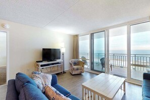 TV, offices - Marvelous waterfront condo with balcony, pools, sauna, gym, & A/C (Ocean City)