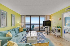 TV, DVD player - Lovely beachfront condo with balcony views, pools, tennis & gym (Ocean City)