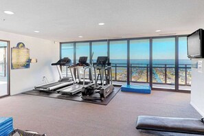 Fitness facility - Classic, alluring beachfront condo with balcony, views, pools, gym & tennis (Ocean City)