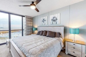 3 bedrooms, Internet, bed sheets - Oceanfront condo with ocean view, pools, tennis, sauna & central AC (Ocean City)