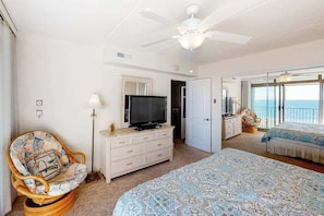 2 bedrooms, bed sheets - Open & charming home in oceanfront building with indoor pool, balconies, & AC (Ocean City)