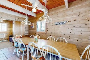 Dining - Spacious Beachfront Townhouse w/Deck, Views, Free WiFi, W/D, & More (Ocean City)