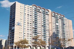 Exterior - Unique Condo w/Side Views of the Beach, Private Balcony, Shared Pools, Gym, A/C (Ocean City)