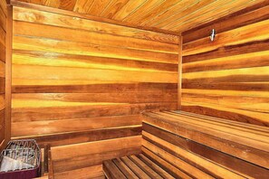 Sauna - Unique Condo w/Side Views of the Beach, Private Balcony, Shared Pools, Gym, A/C (Ocean City)