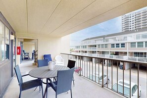 Outdoor dining - Lovely Oceanside Vacation Suite w/Private Washer/Dryer, Free WiFi, & Balcony (Ocean City)