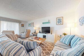 TV, DVD player, offices - Comfortable and Convenient Oceanside Condo w/Shared Pool, Free WiFi, & Balcony (Ocean City)