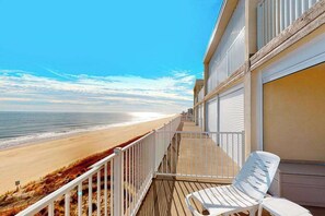 Property grounds - Comfortable and Convenient Oceanside Condo w/Shared Pool, Free WiFi, & Balcony (Ocean City)