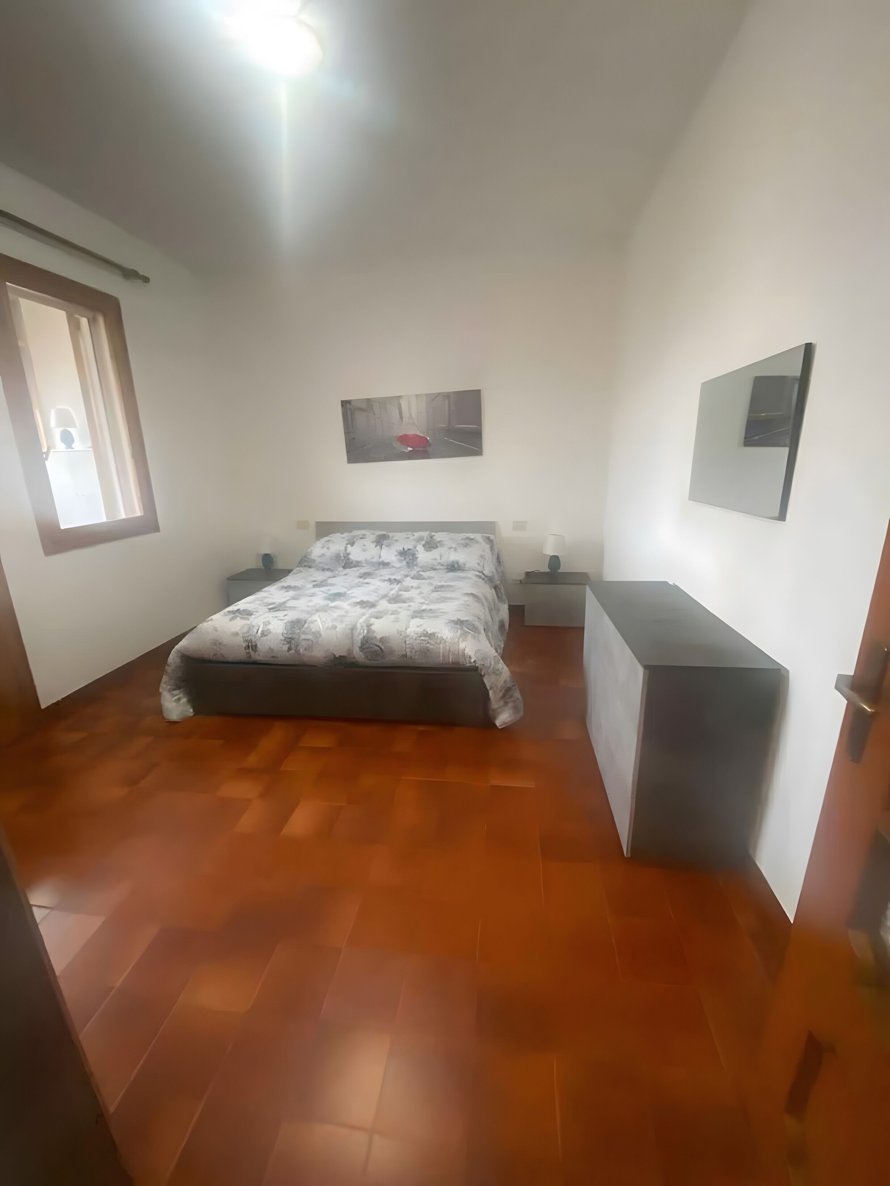 3 chambres, fer et planche à repasser, Wi-Fi, draps fournis