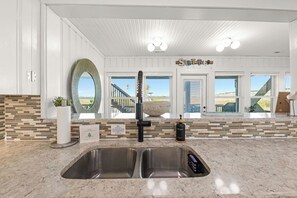 Interior - Bel Aire Villa Your Luxury OBX Summer Escape (Kill Devil Hills)