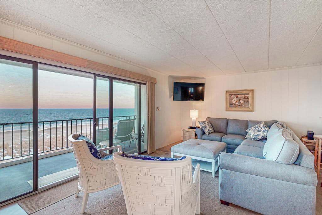 TV, DVD player, offices