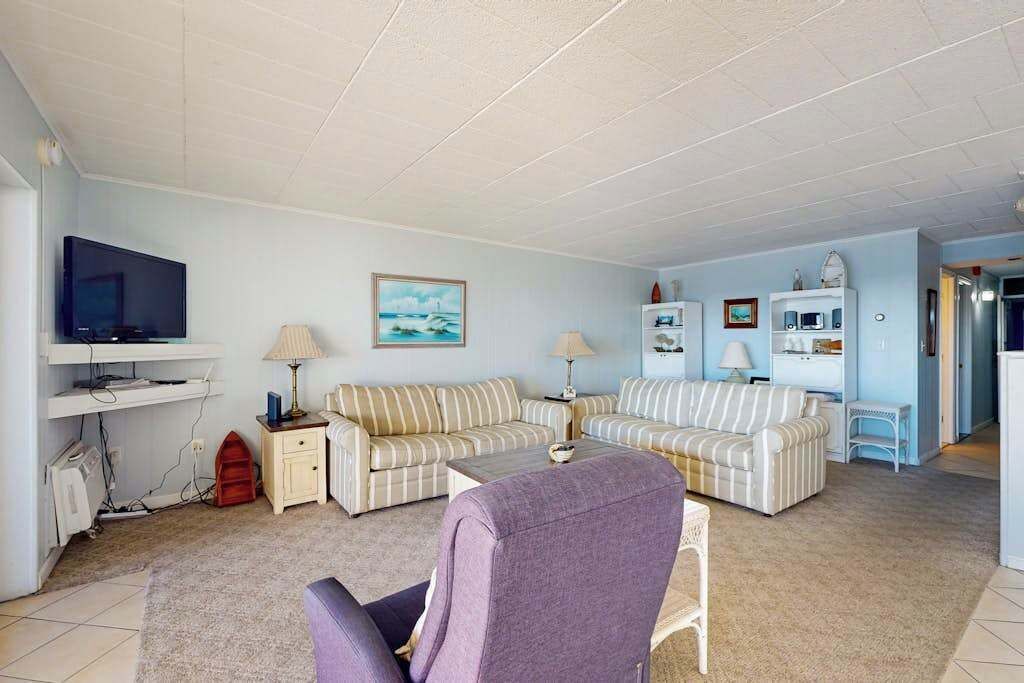 TV, DVD player, stereo, offices
