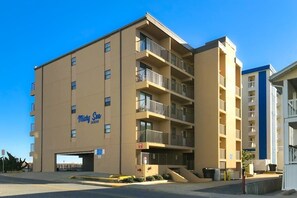 Exterior - Misty Sea 104 (Ocean City)