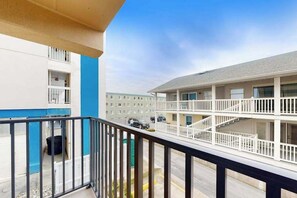 Property grounds - Misty Sea 104 (Ocean City)