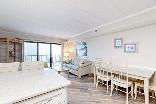TV, DVD player, offices - Updated Beachfront Condo w/Water View, Balcony, AC & Hot Tub (Ocean City)
