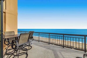 Outdoor dining - Fountainhead Towers 1705 (Ocean City)