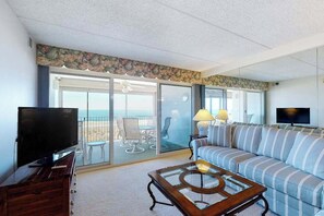 TV, offices - Fantastic oceanfront condo with indoor pool, amazing views, & washer/dryer (Ocean City)