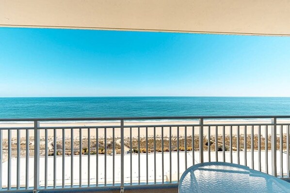 Property grounds - Beachfront Condo with balcony, views, shared pools, gym, & sauna (Ocean City)