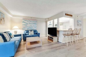 TV, DVD player, offices - Coastal Condo w/Shared Pools, Gym, Private Balcony, Washer/Dryer, A/C, Free WiFi (Ocean City)
