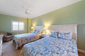 3 bedrooms, WiFi, bed sheets - Avalon 406 (Ocean City)